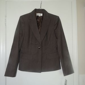 Le Suit 2 Piece Suit